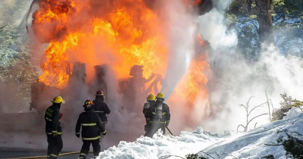 Testimonios apuntan contra el conductor del camión de combustibles en el accidente de Siete Lagos