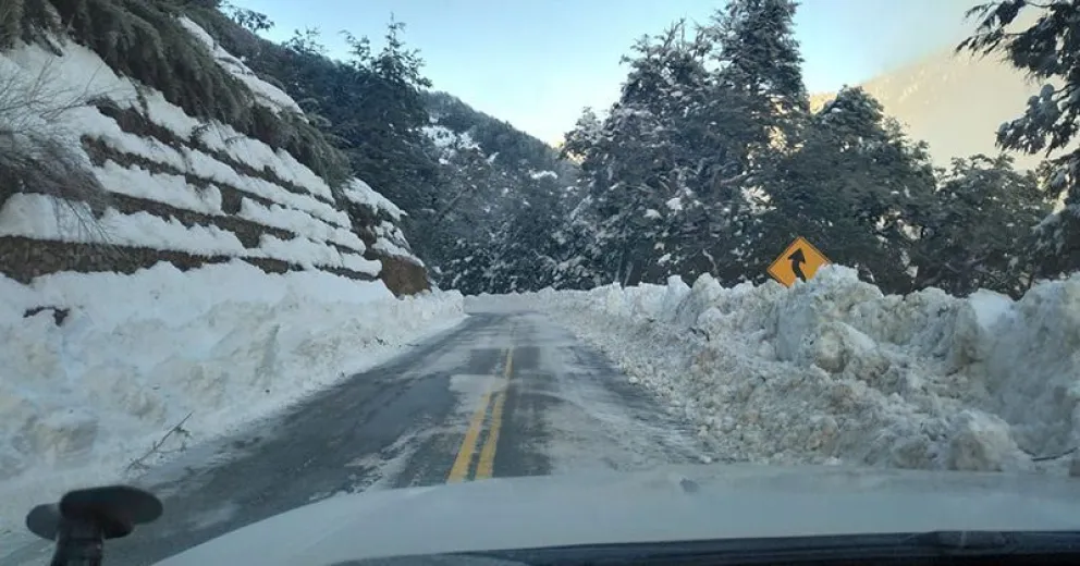 Cierre total de la ruta Siete Lagos a partir de las 18 horas