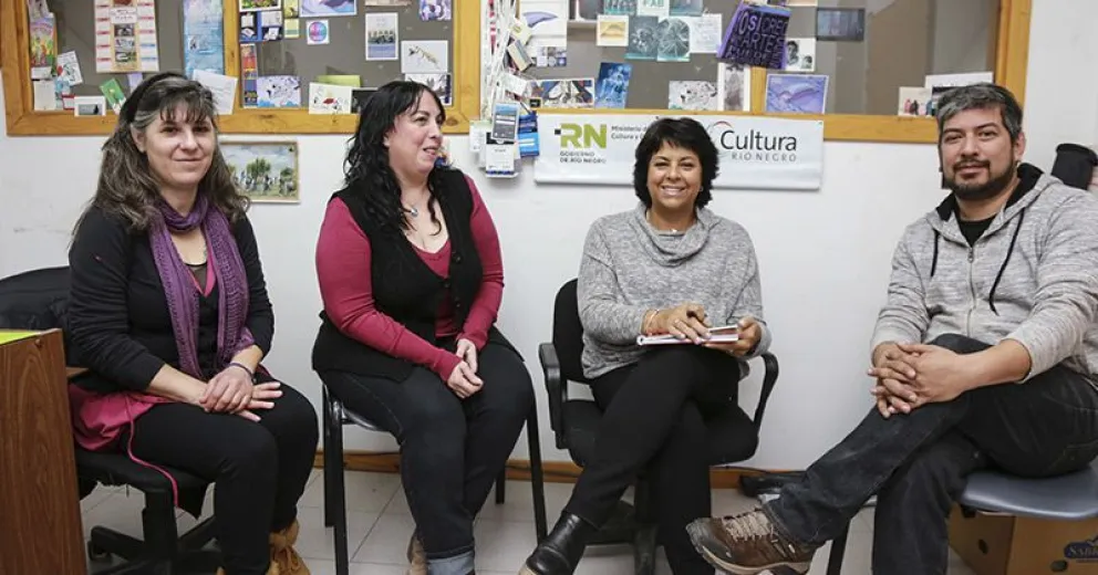 Martha Vélez acompañó la inauguración de “Metamorfosis” en Bariloche