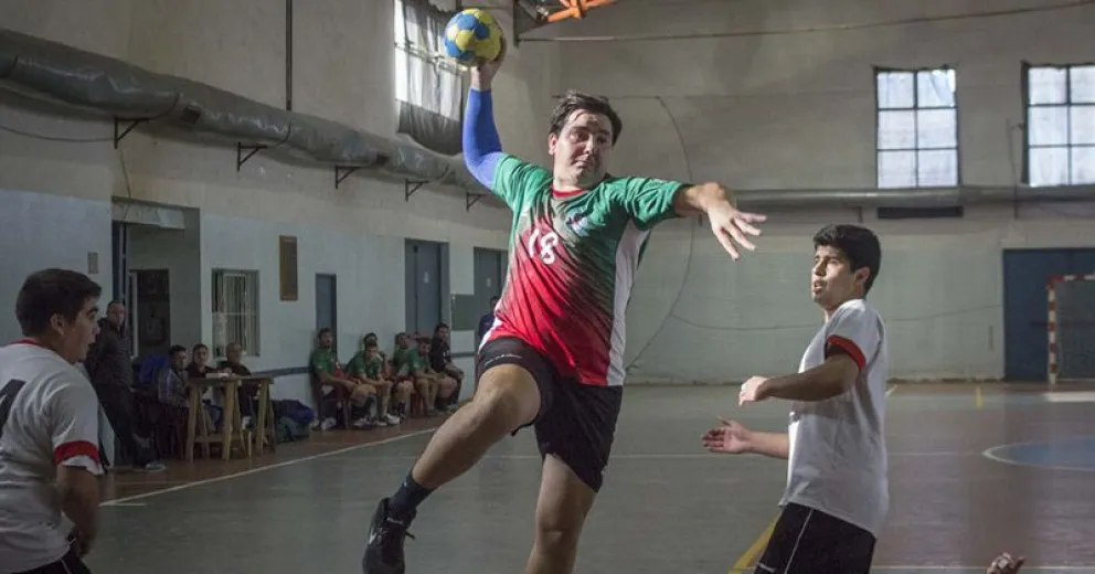 Se juega la última fecha del torneo apertura de handball