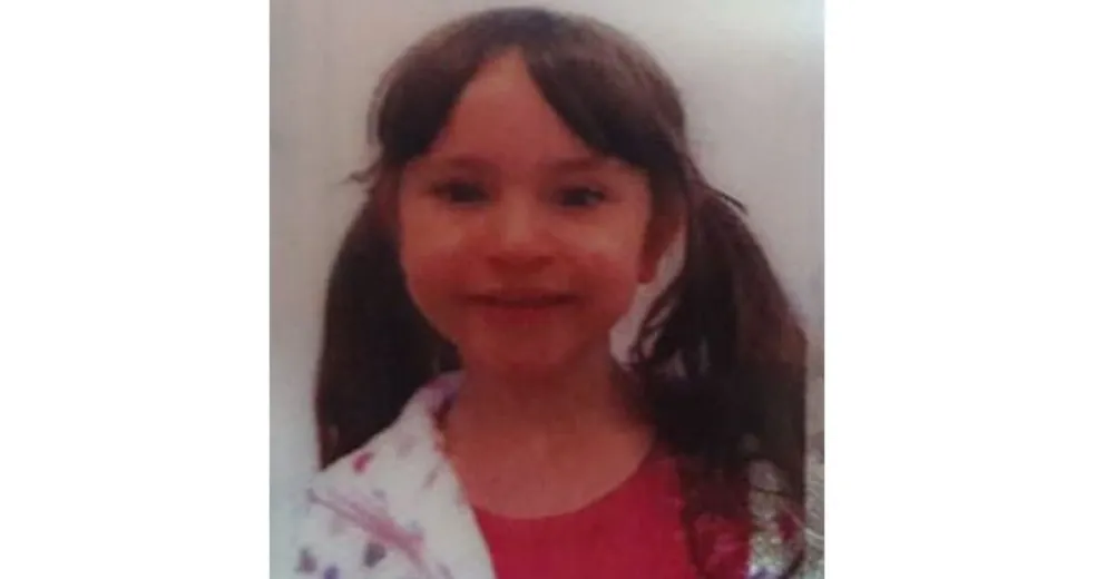 Intensa búsqueda de una niña de seis años