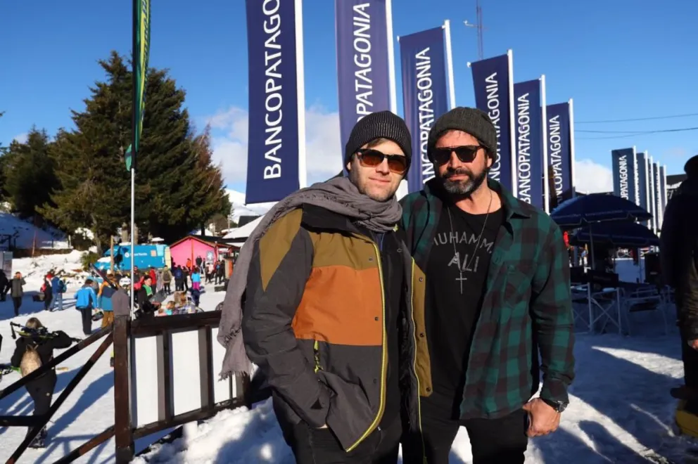 Iván Noble y Benjamín Amadeo compartieron show acústico en el cerro Catedral