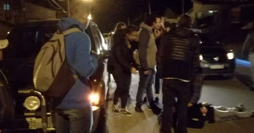 Un joven fue atropellado por una camioneta