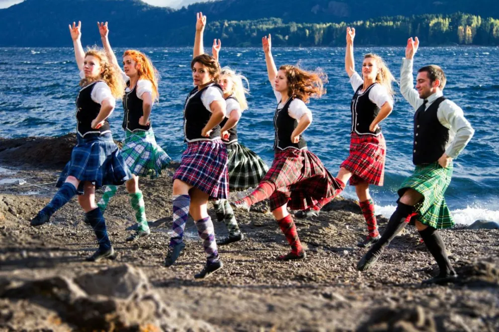 Octubre: Encuentro sudamericano de bandas escocesas en Bariloche