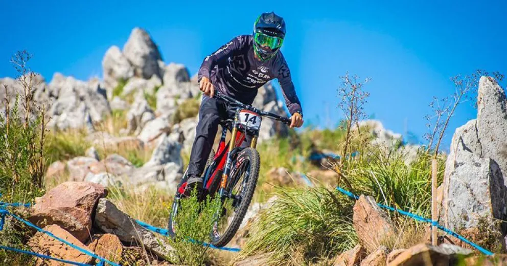 Siguen los buenos resultados para los ciclistas de Bariloche en Canadá