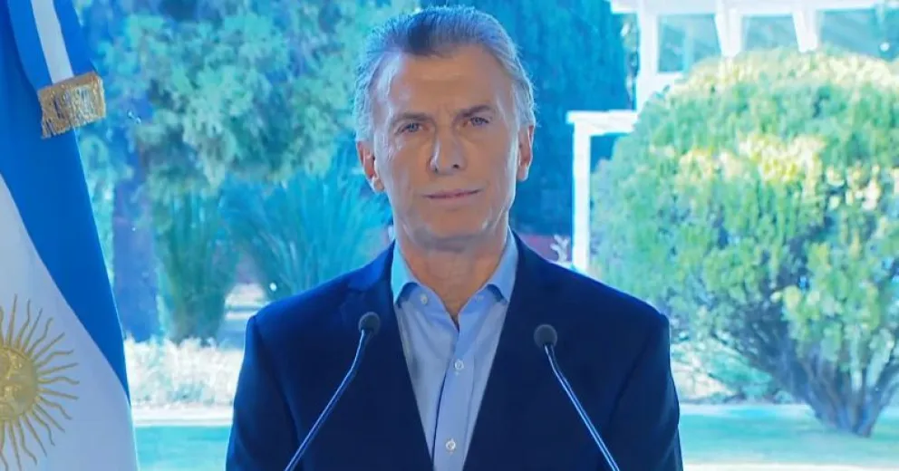 Las medidas de Macri: Dinero extra para los trabajadores y congelamiento del combustible por 90 días