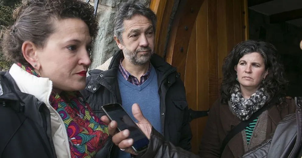 Vecinos preocupados por el futuro del cerro Catedral convocaron a los candidatos