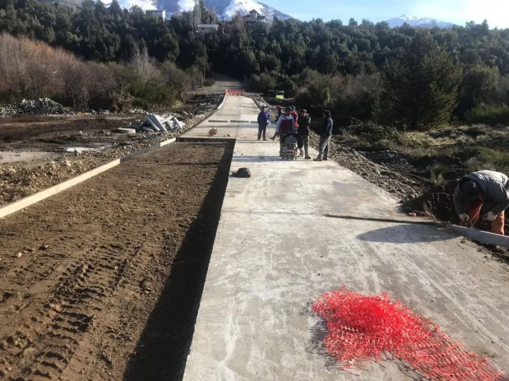 Este martes el municipio inaugurará el puente Negro en Villa Los Coihues