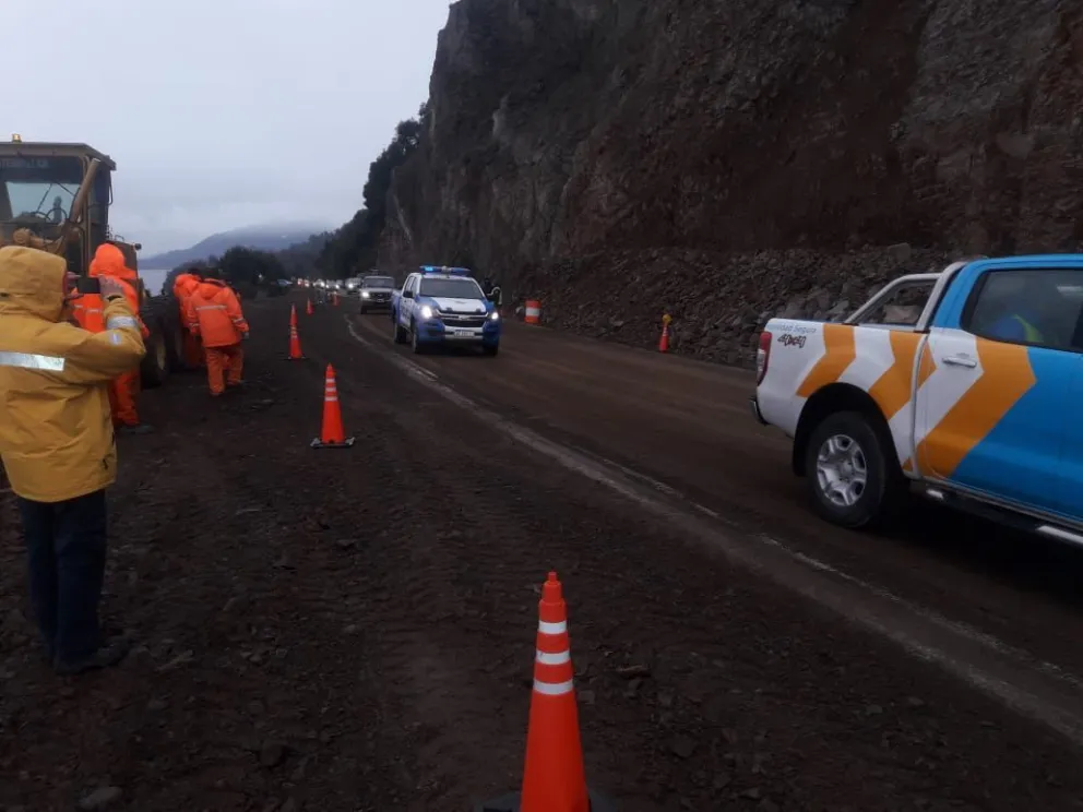 Quedó habilitada la circulación a media calzada entre Villa La Angostura y Bariloche