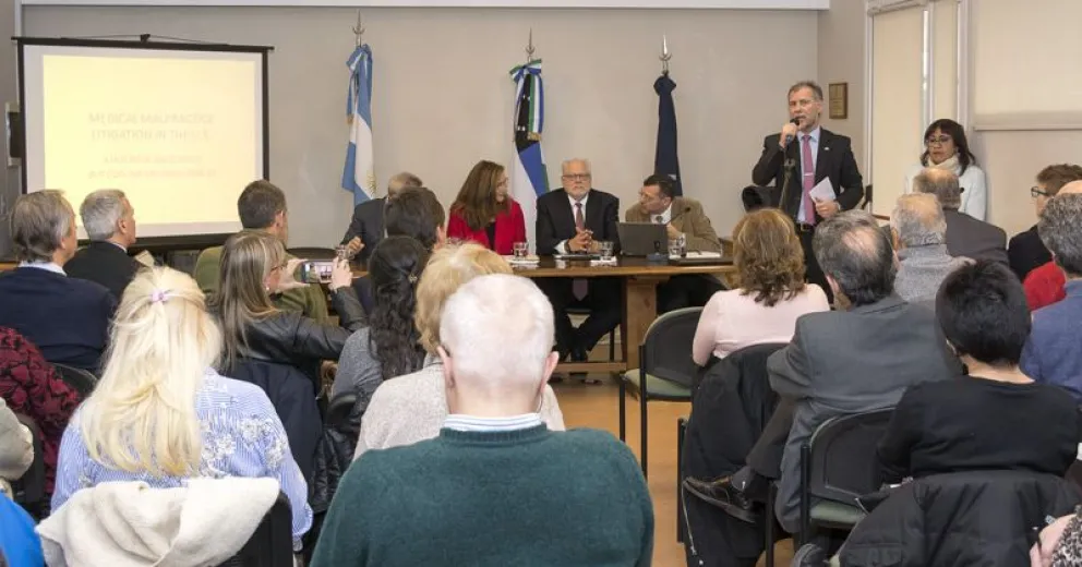 Destacados especialistas disertaron en Bariloche sobre “evidencia científica”