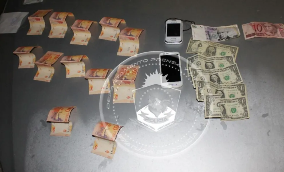 Cuatro delincuentes de Bariloche fueron atrapados en Villa La Angostura tras robar $50.000