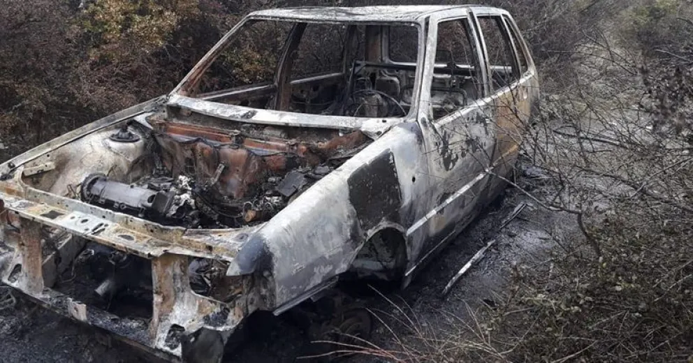 Apareció quemado un vehículo que fue robado el domingo pasado