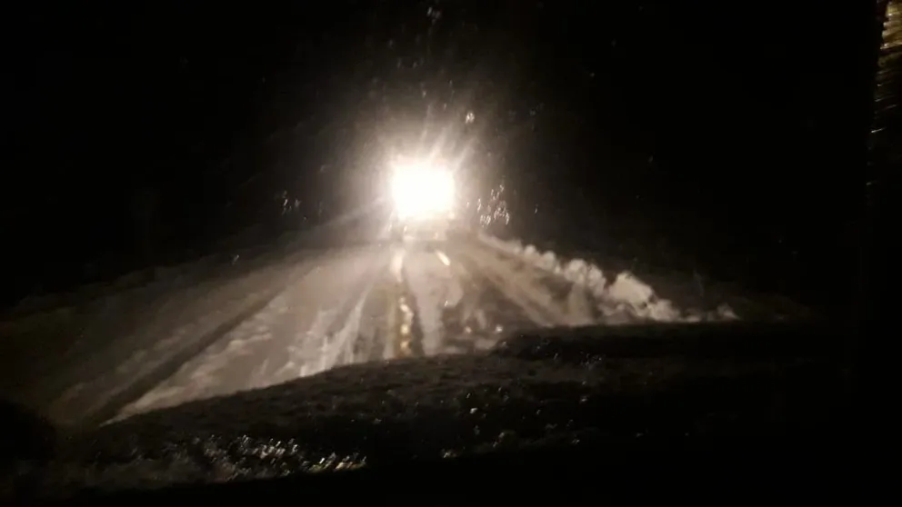 Nieve acumulada en las zonas altas de la ruta a El Bolsón