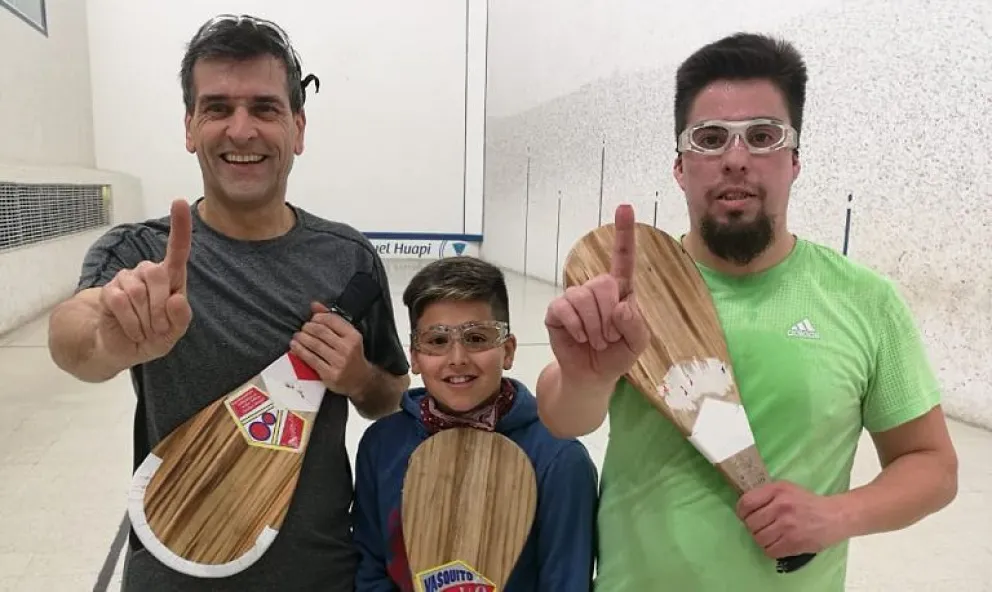 Hubo pelota a paleta de primer nivel en el Club Nahuel Huapi