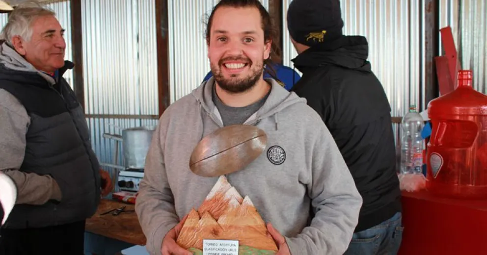 Otra victoria de Dina Huapi Rugby Club