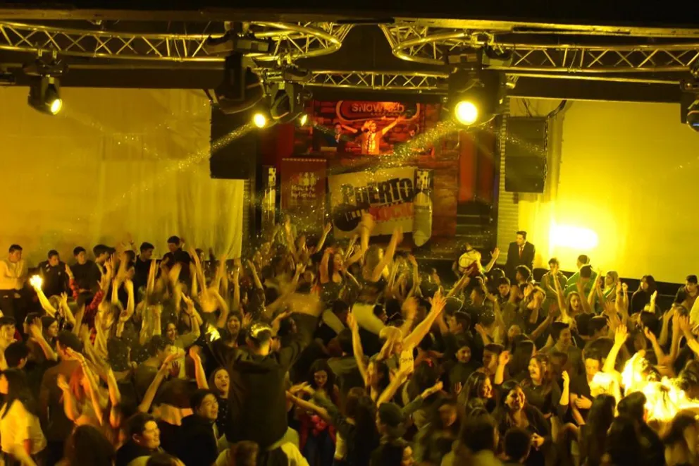 Concurrida noche en Puerto Rock por la Fiesta Sin Alcohol 2019