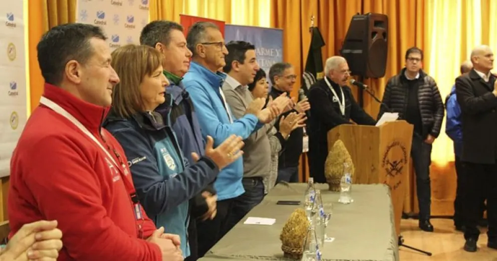 Comenzó el Congreso de Patrulleros de Esquí