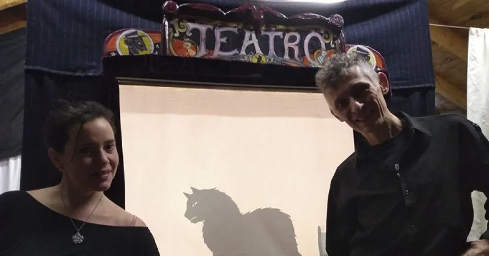 Retorna a escena “Mi Gato Amo”