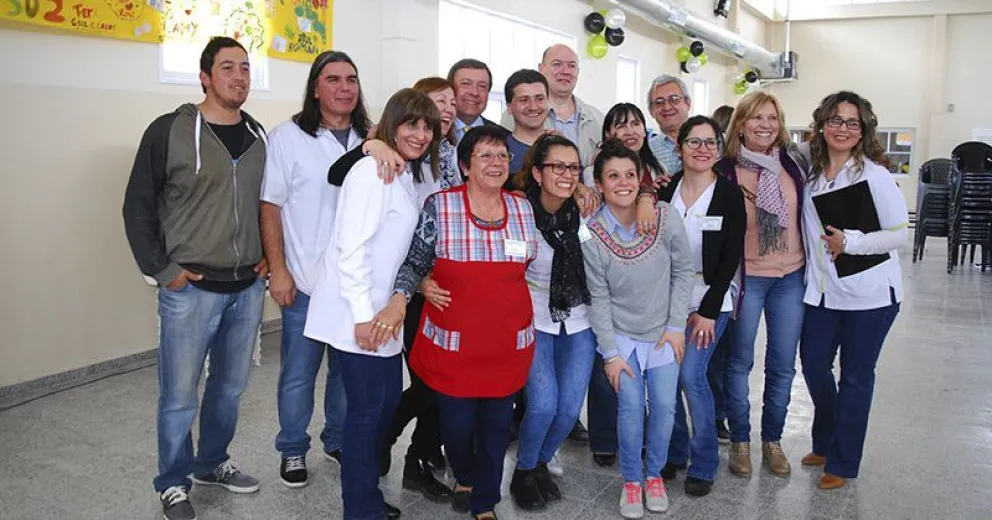 Weretilneck resaltó el compromiso de los y las docentes rionegrinos en su día