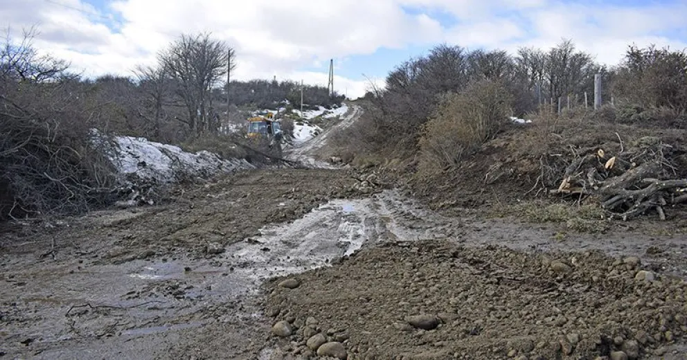 Cierran al camino a Ñirihuau por mantenimiento