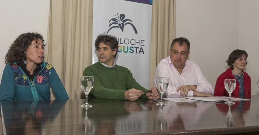 La Municipalidad, Grupo de El Puerto y Tienda de Diseño firmaron un acta de compromiso