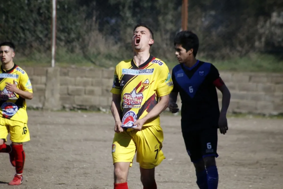 A Cruz del Sur le costó, pero lo ganó en los últimos minutos y avanzó a cuartos de Copa Bariloche