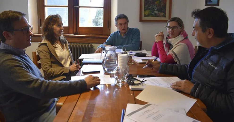 Analizarán el marco normativo para el “glamping”