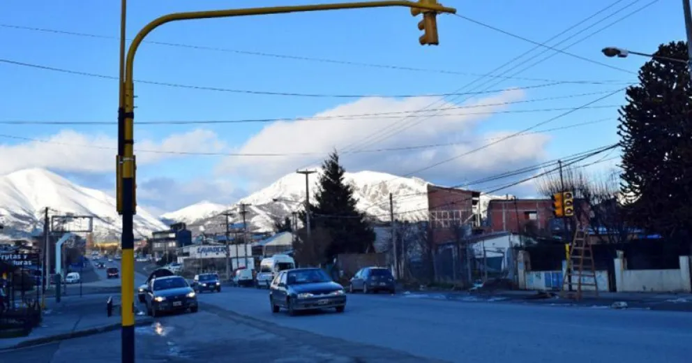 Conducir con atención por sectores con hielo.