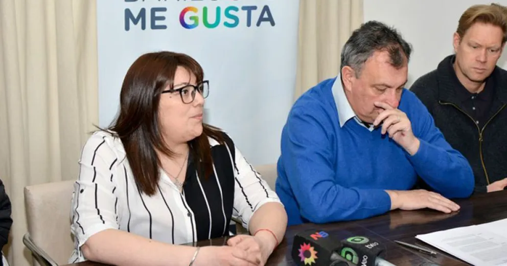 Firmaron contratos para obras en diferentes barrios