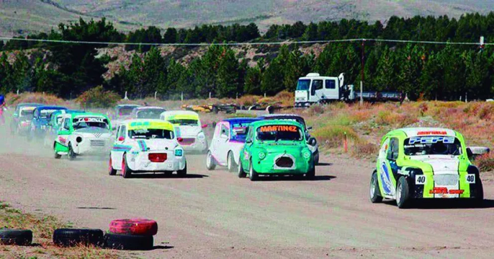 Con los pilotos confirmados, arranca el mini campeonato del automovilismo local