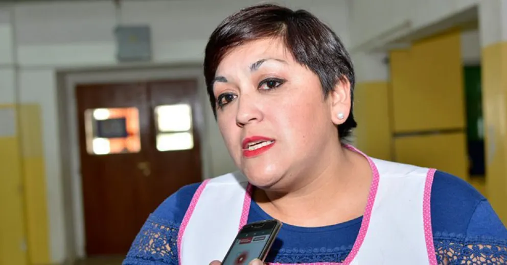 Protección Civil dio una charla en la escuela 315 sobre acoso cibernético