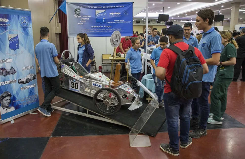 Atrápame, si puedes: el desafío de retener a los futuros ingenieros