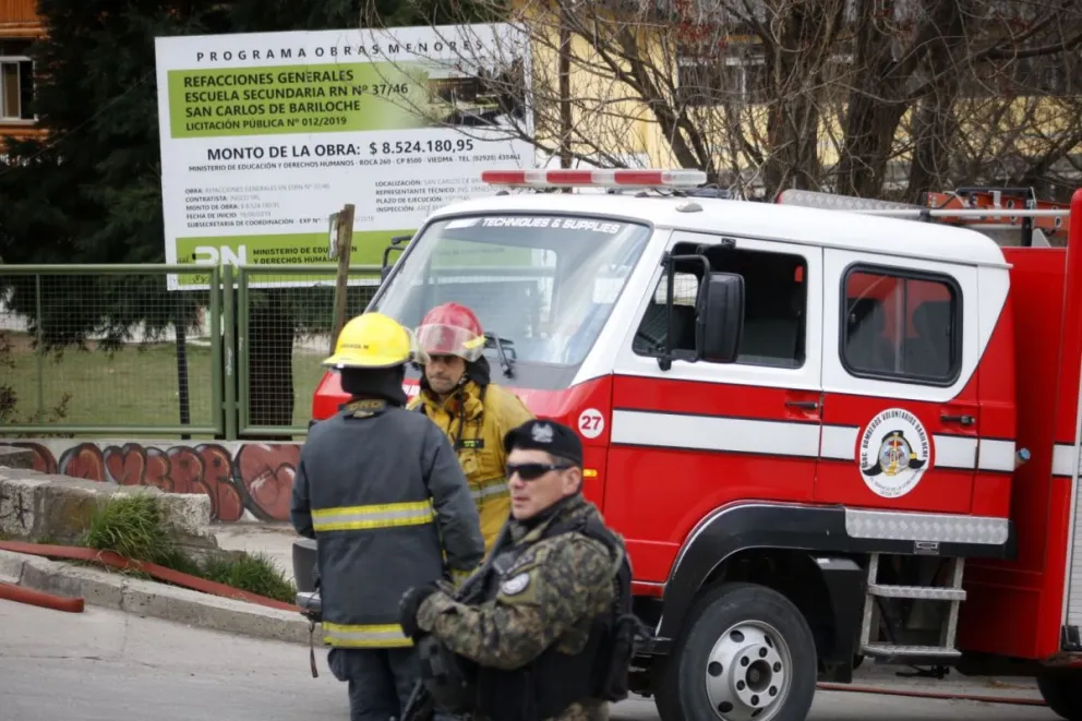 Una vez más, una falsa amenaza de bomba provocó un gran despliegue de distintas instituciones