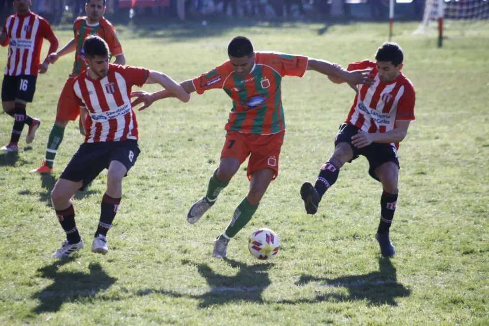 Puerto venció a Estudiantes y manda en el Clausura con seis puntos