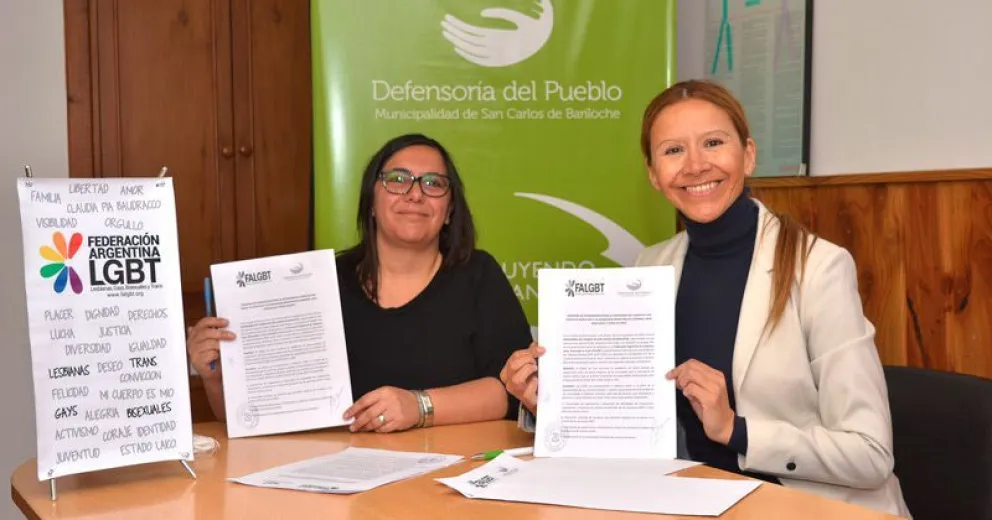 Defensoría firmó convenio de cooperación con la FALGBT