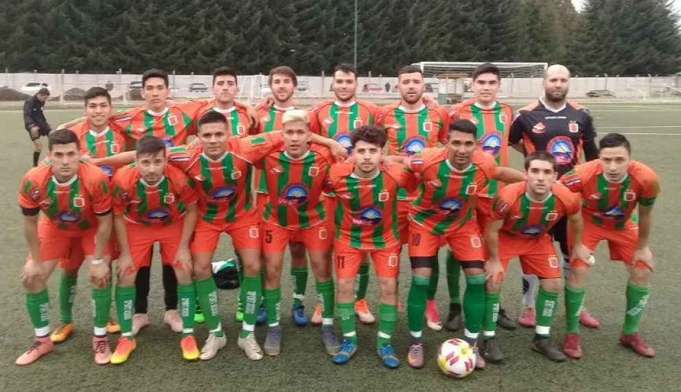 Lácar y Puerto Moreno clasificaron a cuartos de final de Copa Bariloche
