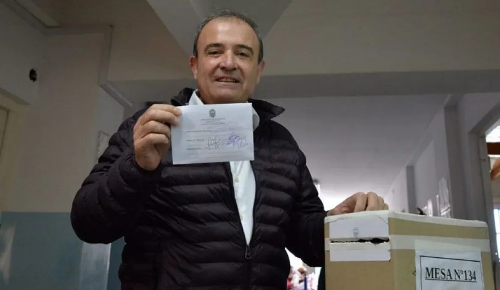 Pesatti esperará los resultados con Carreras y Weretilneck