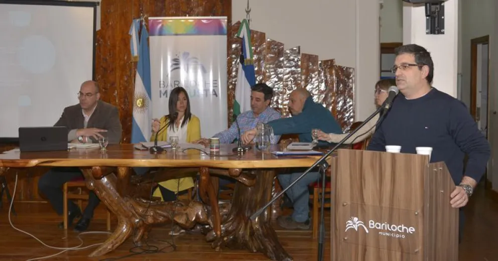 Las audiencias públicas siguen sin generar interés: un sólo orador para debatir la Fiscal y Tarifaria
