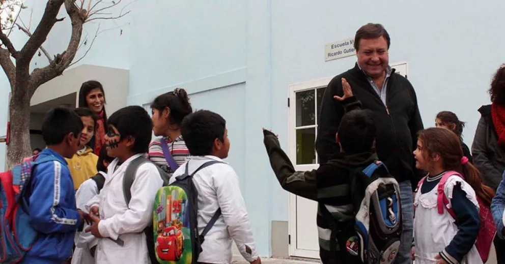 Weretilneck: “Le dimos a la provincia el sistema educativo más moderno del país”