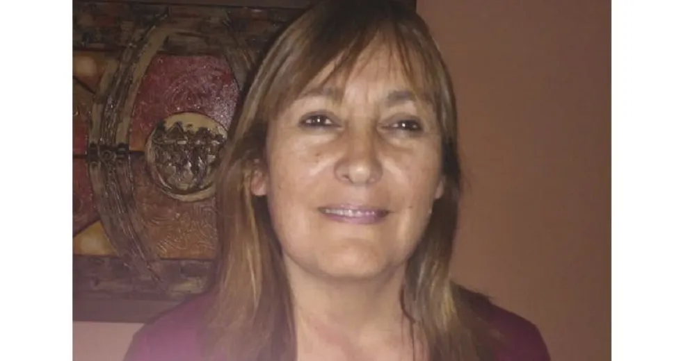 Viviana busca a su madre, sabe que es de Bariloche y que la dio a luz en 1966 en Buenos Aires
