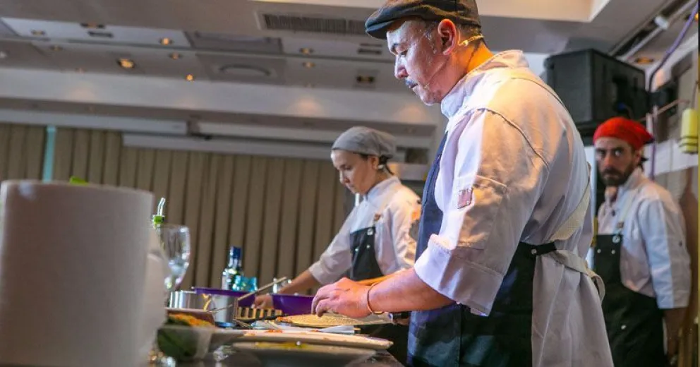 Ciencia y cocina rionegrina se unen en el Bariloche a la Carta