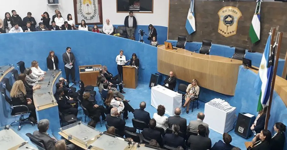 Se entregaron los diplomas a las autoridades provinciales electas el 7 de abril