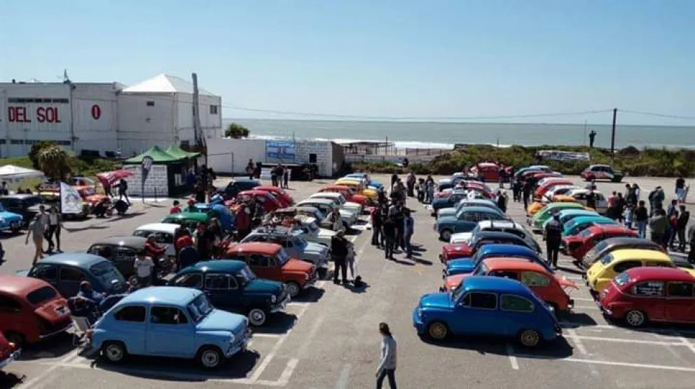 Exposición de los clásicos “Fititos”  en el predio del Teleférico Cerro Otto