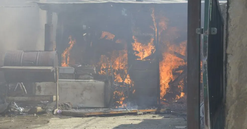 Pérdidas totales en un incendio sobre la calle Calfuco