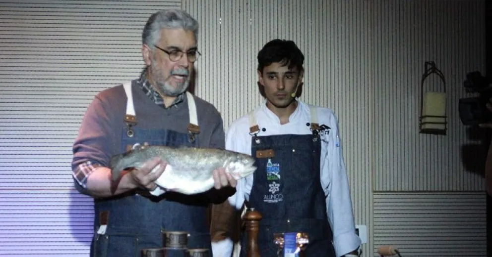 Se vivió una tarde científica y gourmet en "De la Ciencia a la Mesa"