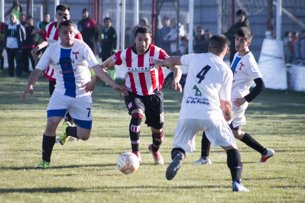 LIFUBA Estudiantes goleó y Puerto cayó ante Lacar