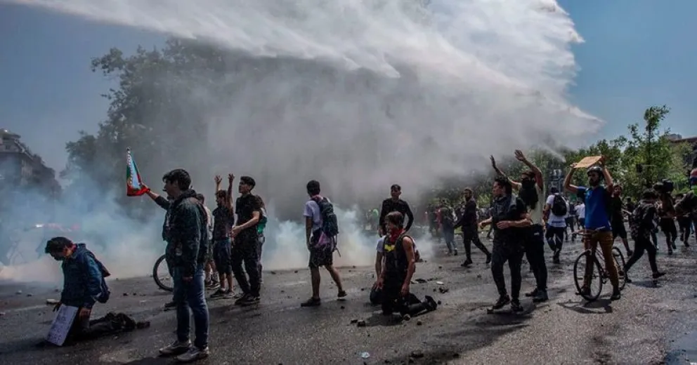 Ascendió a 15 el número de muertos en Chile en medio de las protestas