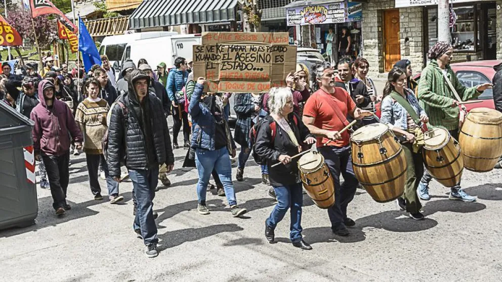 Se realizó marcha y concentración en solidaridad con el pueblo chileno