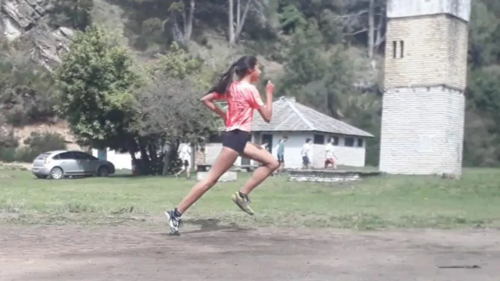 Roció Reyes confirmada para el nacional U 16 de atletismo