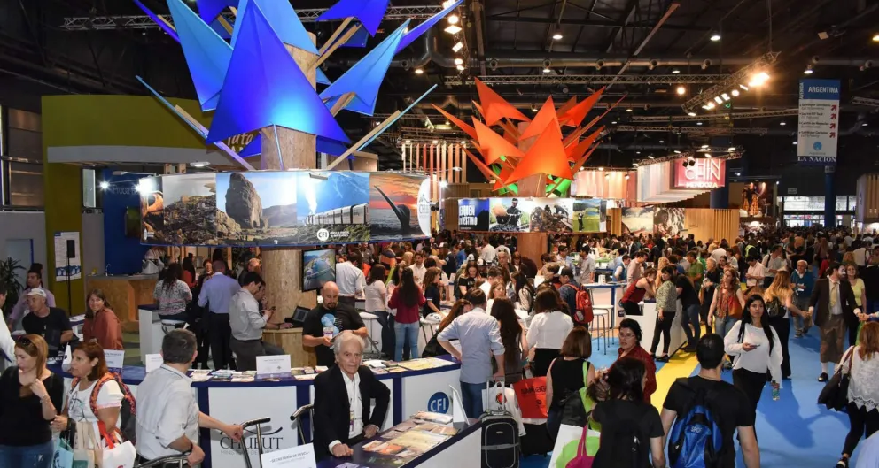 Río Negro presente en distintas ferias regionales para promocionar la temporada de verano   